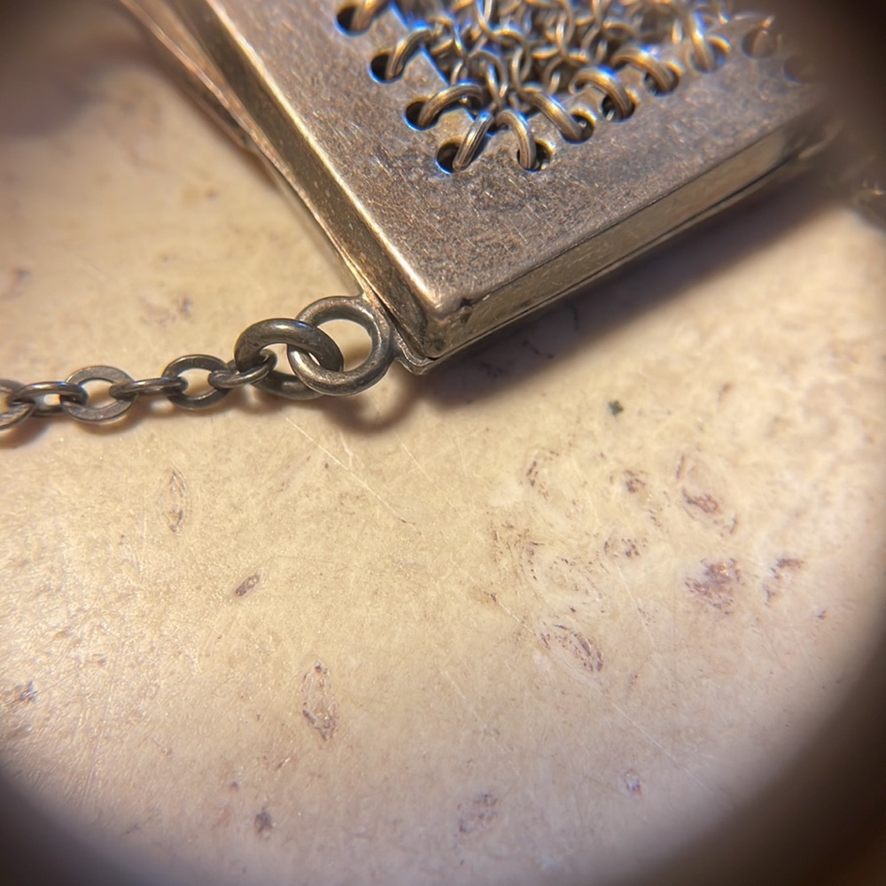 Antique sterling silver coin purse - Picture 11 of 15